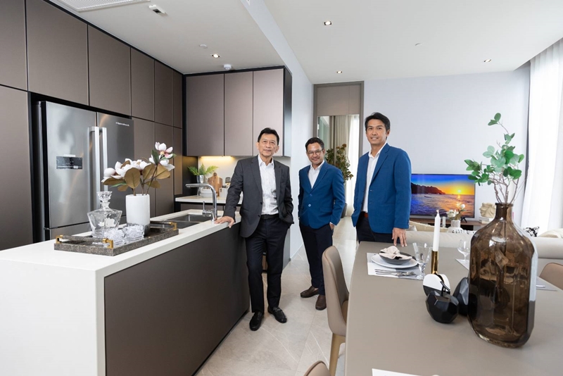 ไฮด์ เฮอริเทจ ทองหล่อ จับมือ บุญถาวร พร้อมบริการ One-Stop Investment